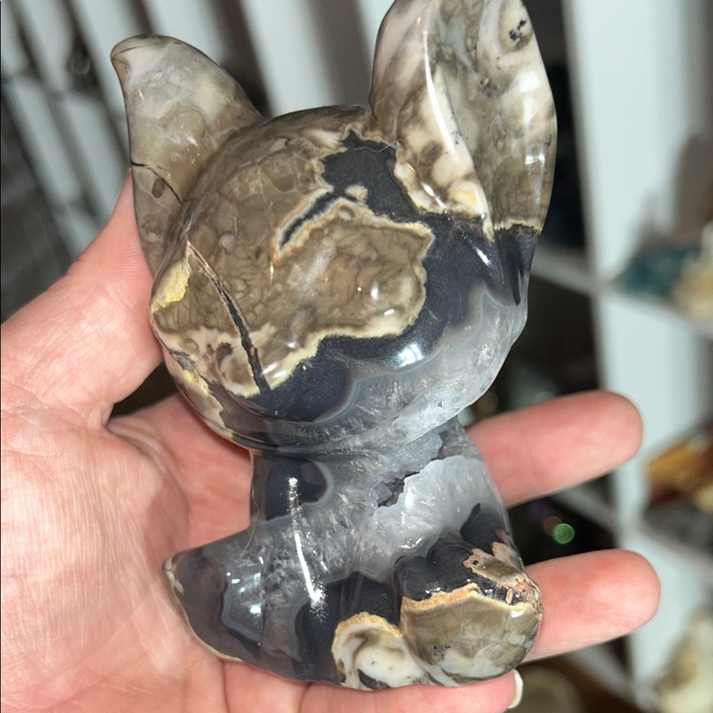 Stitch volcano Agate Figurine